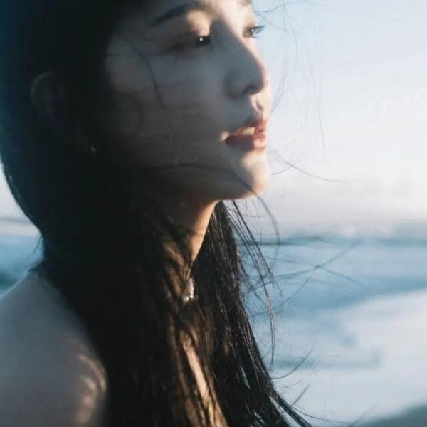 谁与争峰